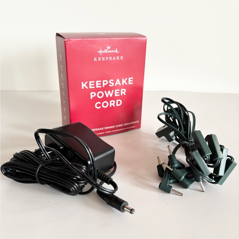 Hallmark Keepsake Power Cord with 7 Connectors